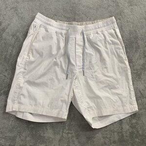 Lululemon Bowline Shorts Men's Large White Quick Dry Stretch Gym Performance 7"
